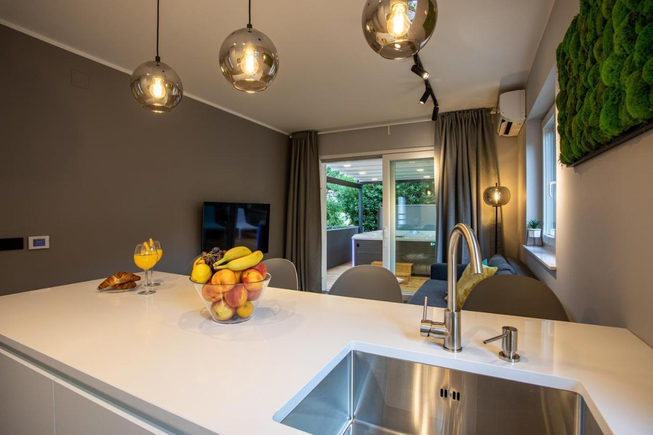 Happy Apartments Baska Екстериор снимка